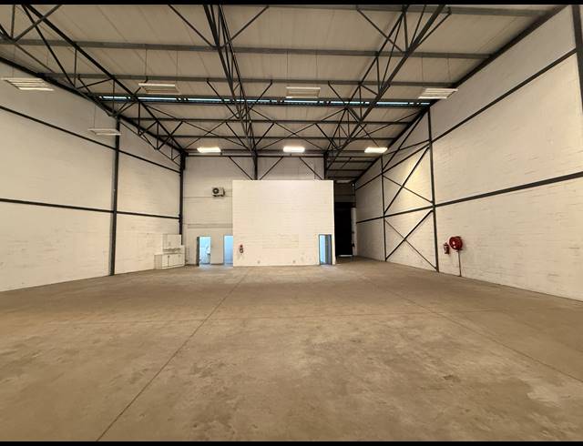 510M² WAREHOUSE TO LET IN RIVERGATE
